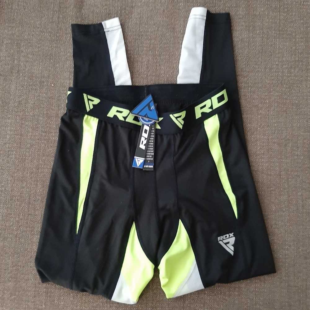 Mens RDX biking pants NWT Black/White/Green Medium